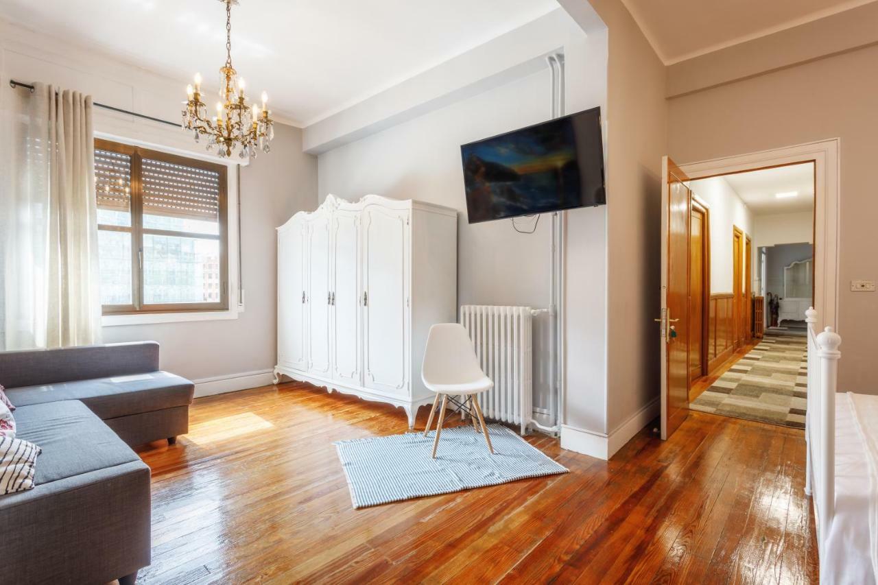 Urban Rooms Habitaciones Con Wifi Y Smart Tv Bilbao Exterior foto
