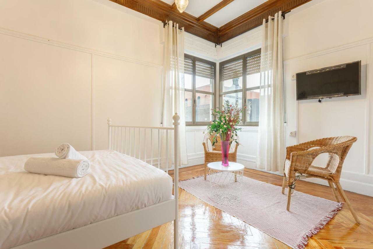Urban Rooms Habitaciones Con Wifi Y Smart Tv Bilbao Exterior foto