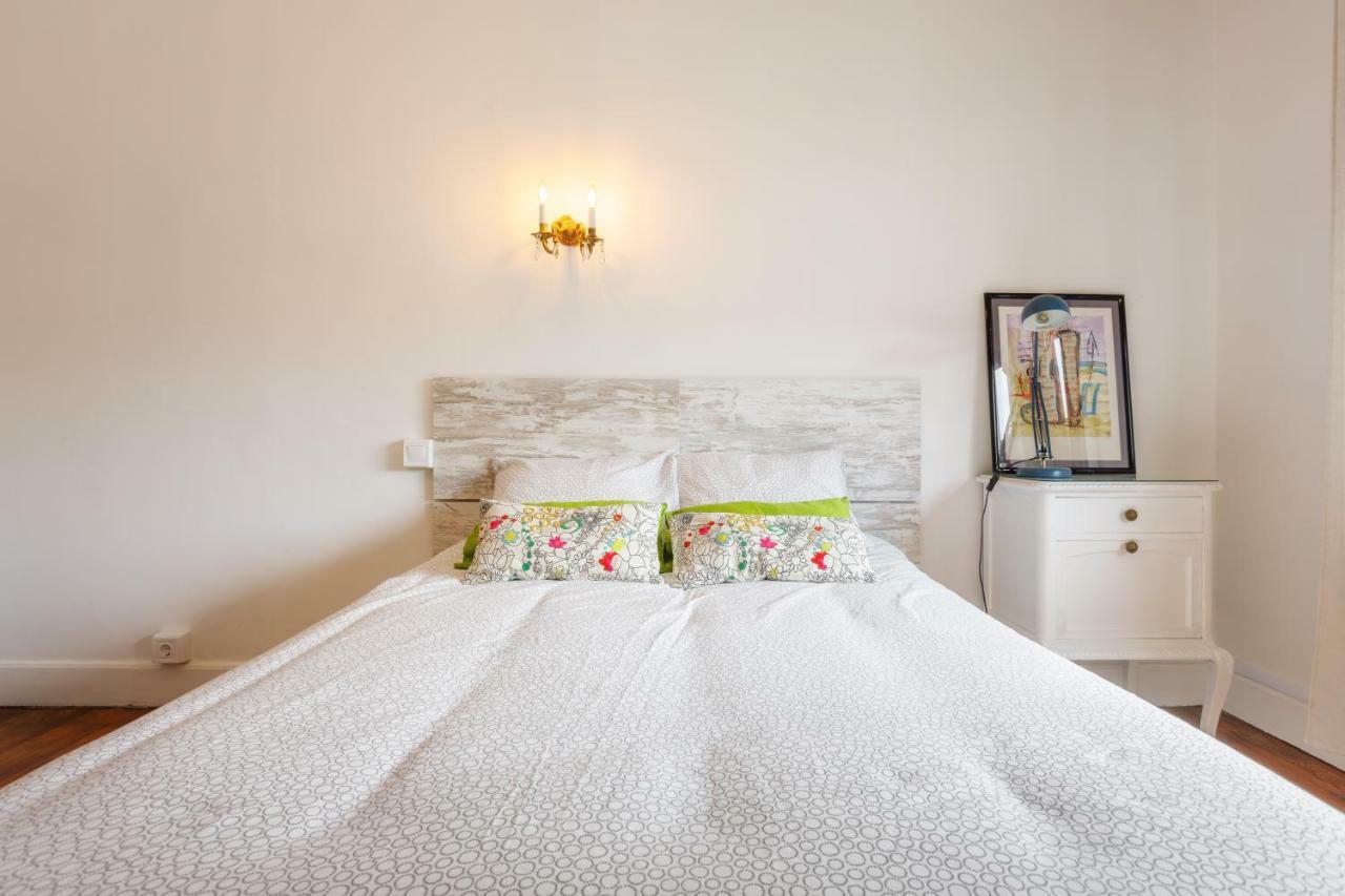 Urban Rooms Habitaciones Con Wifi Y Smart Tv Bilbao Exterior foto