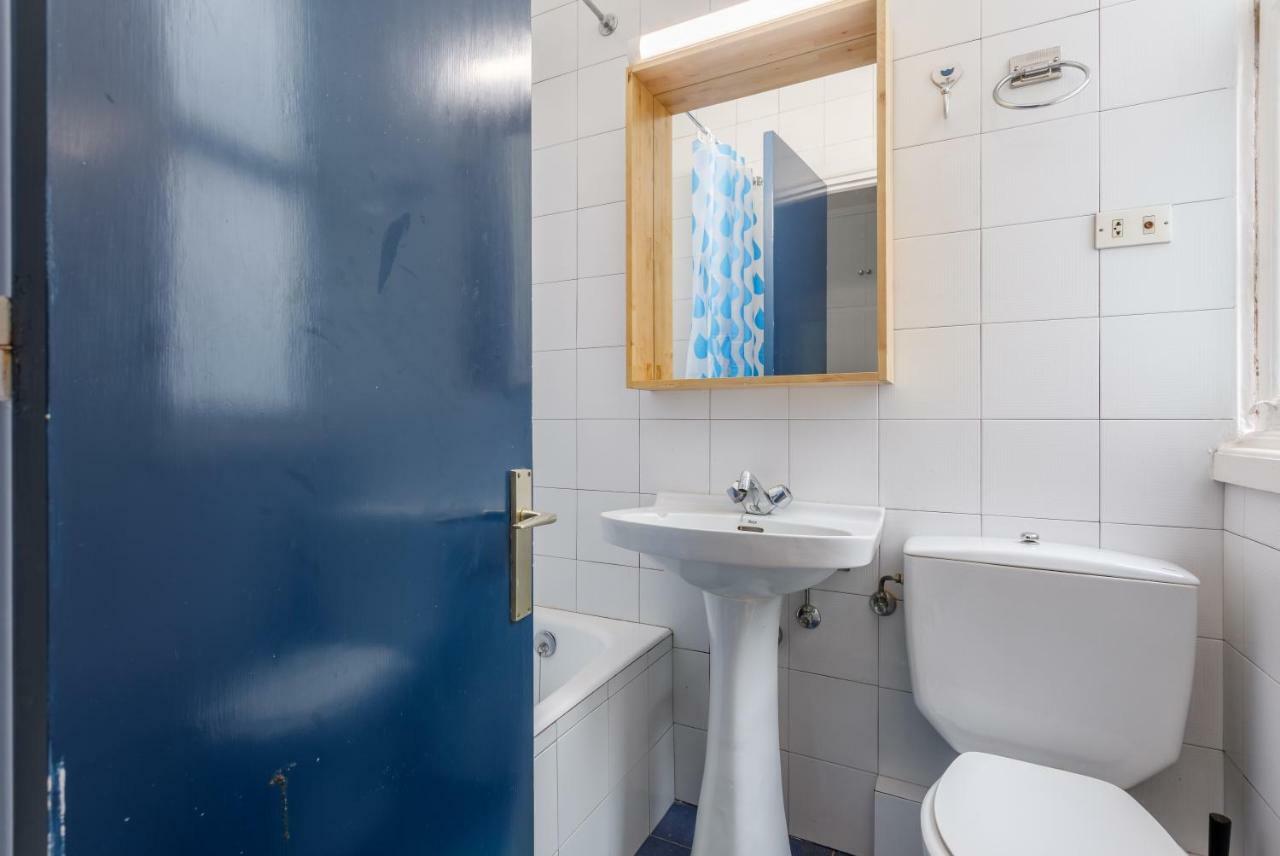 Urban Rooms Habitaciones Con Wifi Y Smart Tv Bilbao Exterior foto